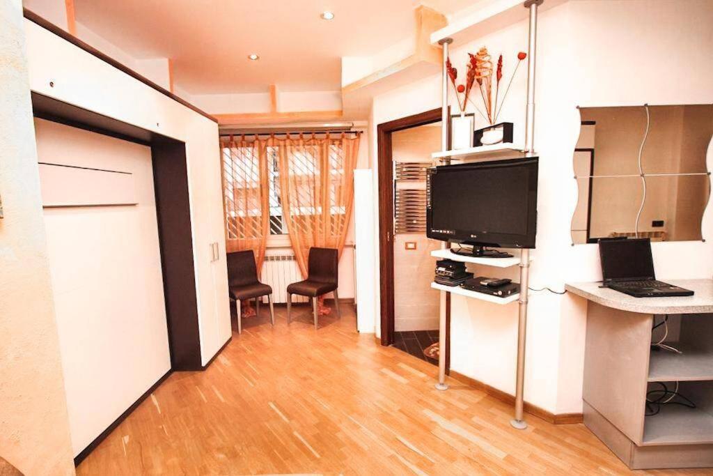 Petite Home In Roma Dış mekan fotoğraf
