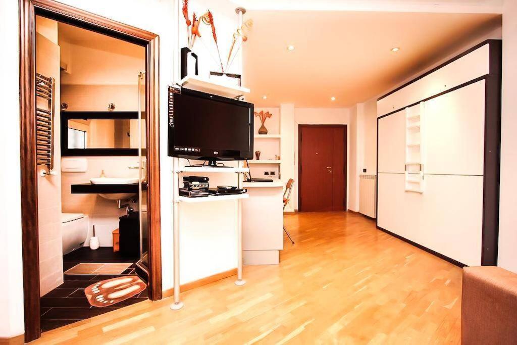 Petite Home In Roma Dış mekan fotoğraf
