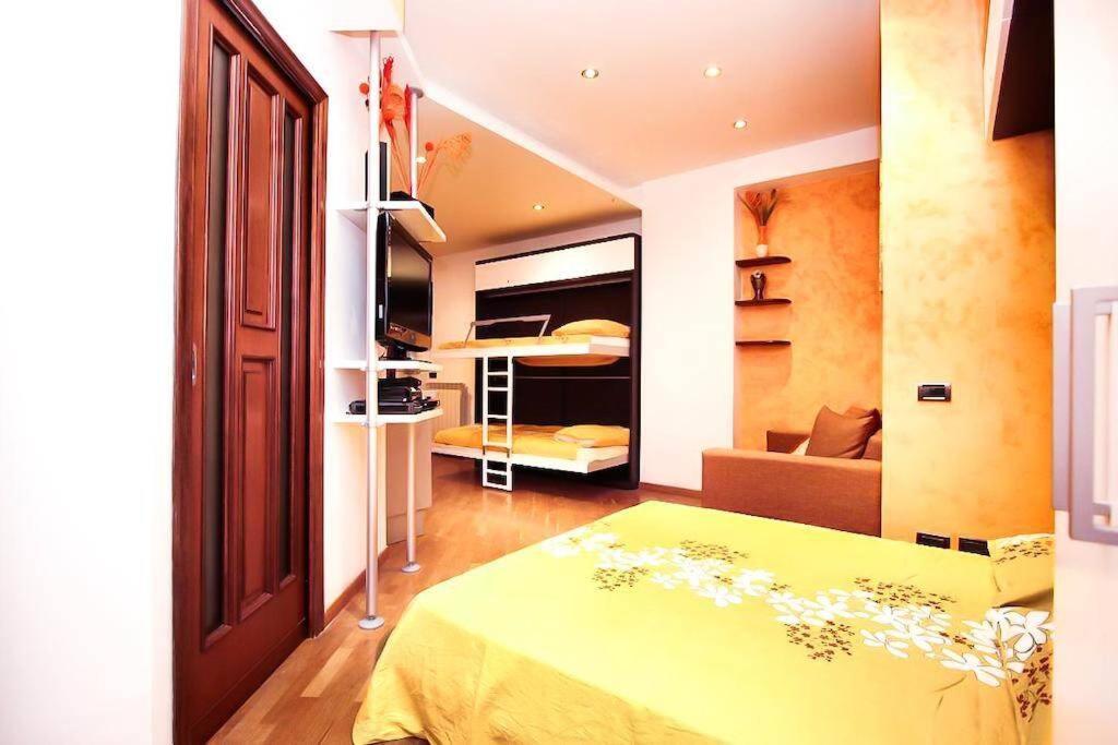 Petite Home In Roma Dış mekan fotoğraf
